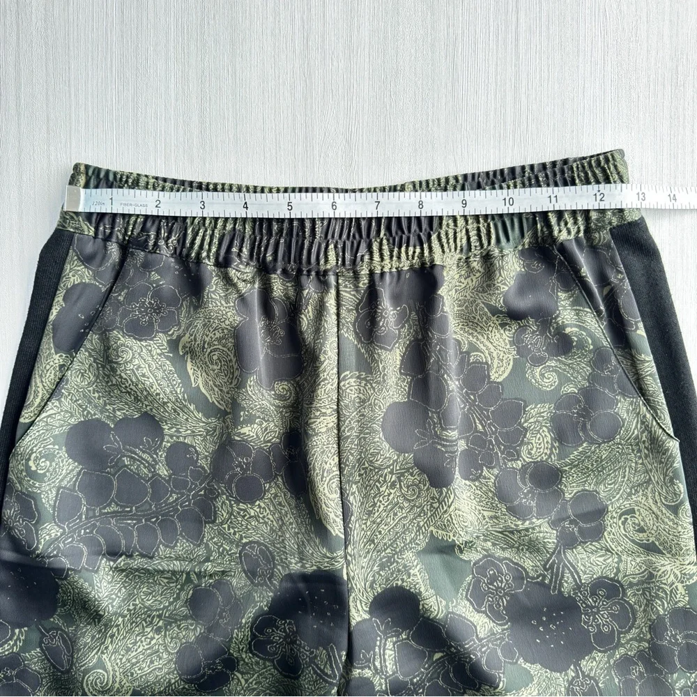 CHELSEA28 Floral Satin Wide Leg Pants Olive Black Side Stripe 0 Boho Chic Sporty